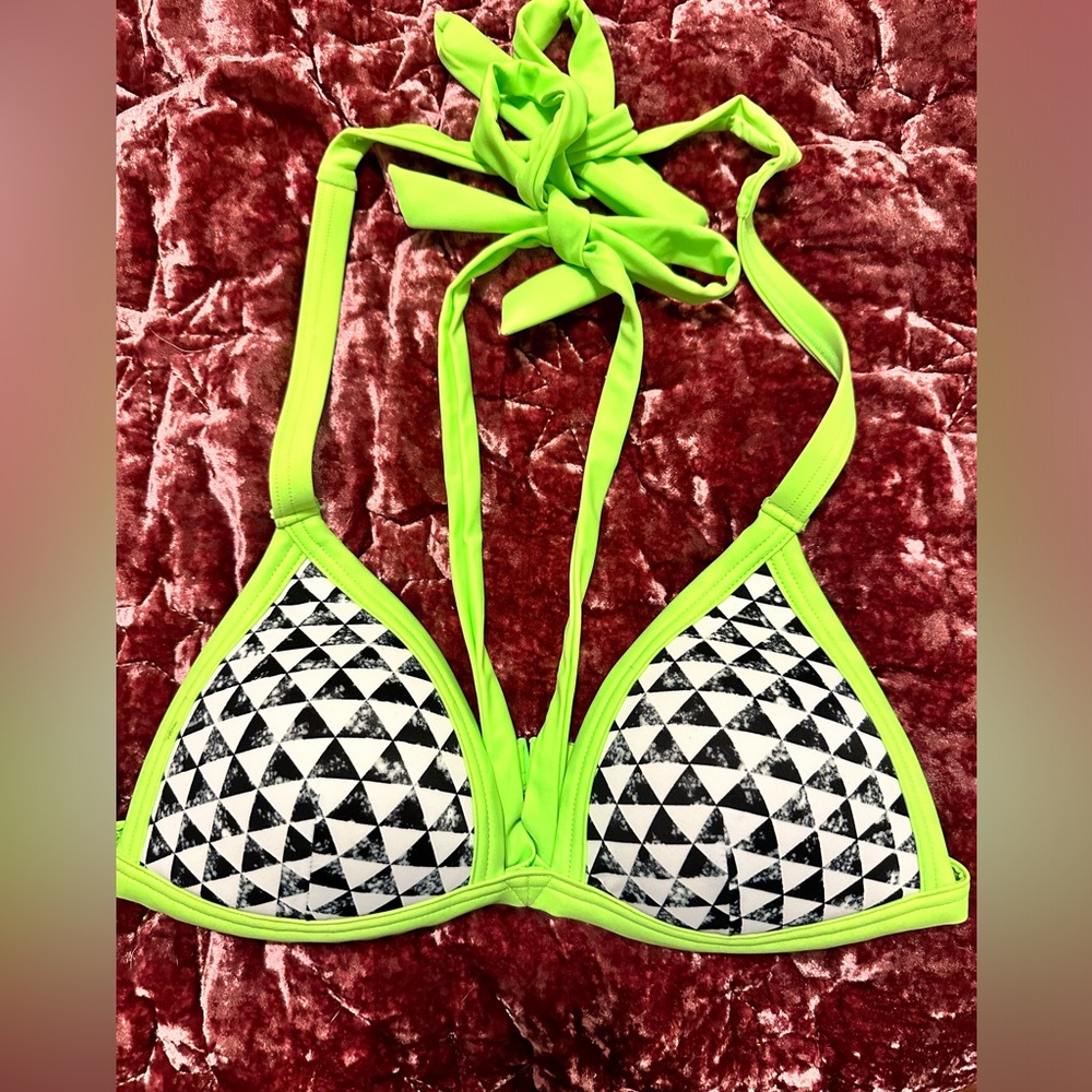 Victoria’s Secret Bikini Set
